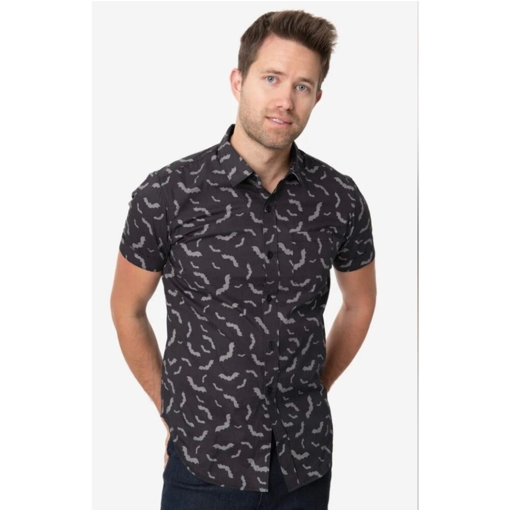 Unique Vintage Men Black and Gray Bat Button Up Shirt S NWOT